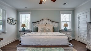 3 chambres, fer et planche à repasser, Wi-Fi, literie fournie