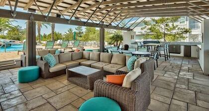 5-Min Bike to Beach, 3 Min to Pool! Cart & 3 Bikes! 2 King Beds & Propane Grill! ~ Blue Ocean Breeze 30A