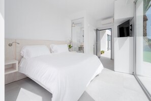 4 habitaciones, tabla de planchar con plancha y wifi gratis 