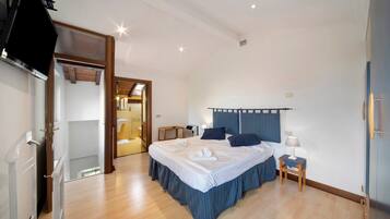 3 camere, ferro/asse da stiro, Wi-Fi gratuito, lenzuola