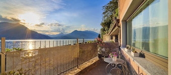 Apartamento "El Lavandee" con acceso al lago, vistas al lago y a la montaña y aire acondicionado