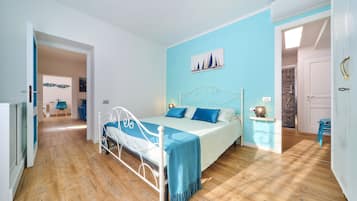 2 chambres, fer et planche Ă repasser, Wi-Fi gratuit, draps fournis