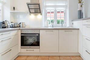 Fridge, microwave, oven, dishwasher