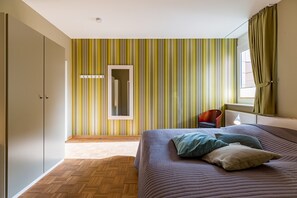 2 Schlafzimmer, Schreibtisch, WLAN, Bettwäsche
