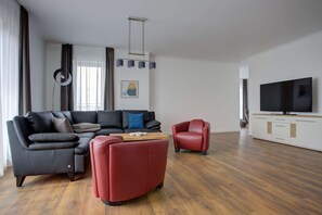 TV, stereo - Villa Zeitlos - Holiday apartment 11 (Börgerende-Rethwisch)