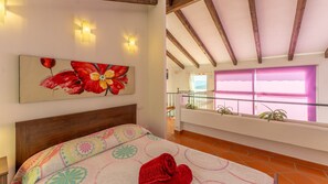 4 camere, una cassaforte in camera, ferro/asse da stiro, Wi-Fi gratuito