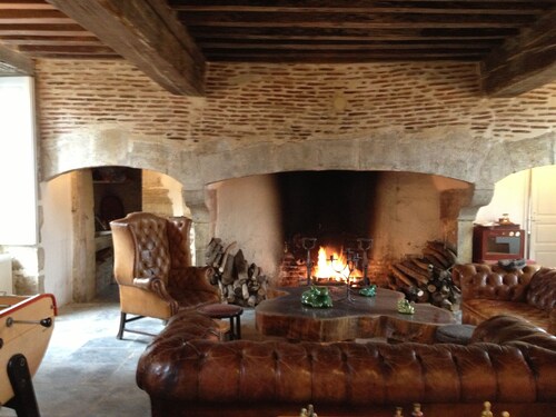 Domaine du Château de Chatillon en Bazois Monument Historique