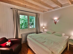2 bedrooms, free WiFi