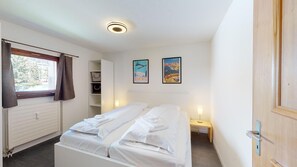 2 Schlafzimmer, Internetzugang, Bettwäsche