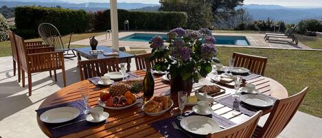 Servei de restauració a l'aire lliure