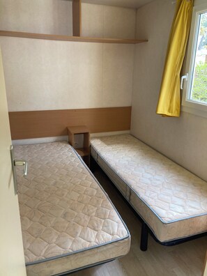 2 bedrooms - Un petit coin de tranquilité, Mobil-home aux Mathes-La Palmyre, 17570 (Les Mathes)