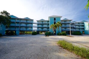 Exterior - Nature's Landing C104 Corner Unit with Pool! (Cedar Key)