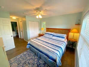 2 bedrooms, iron/ironing board, travel cot, free WiFi