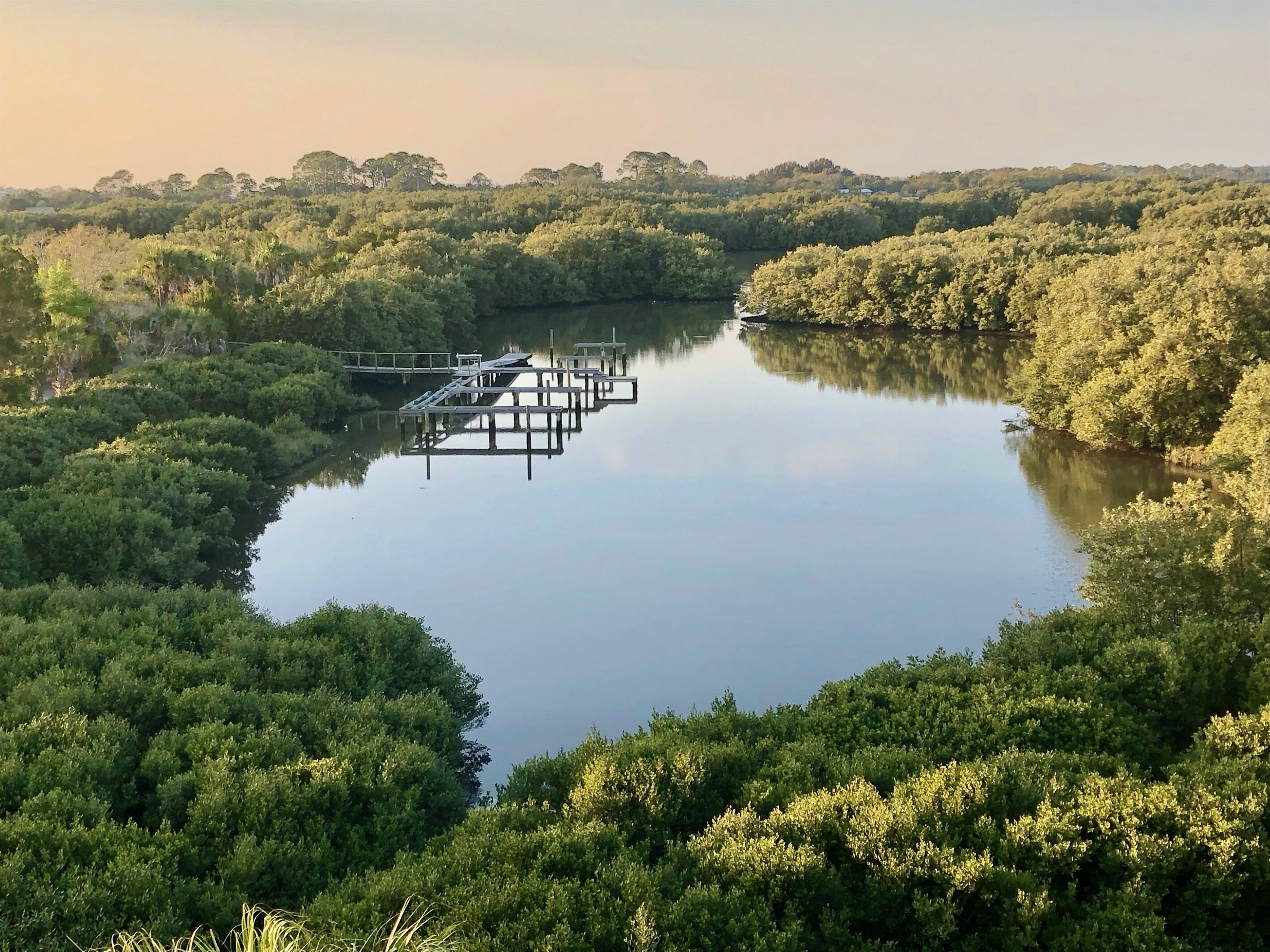 Nature's Landing C303 Bright and Airy Condo in Cedar Key! Water View!