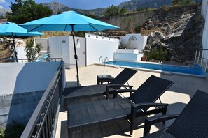 Pool - Luxury Villa With Stunning Views, Private Pool, Private Tennis Court, Mini Golf (Podgora)