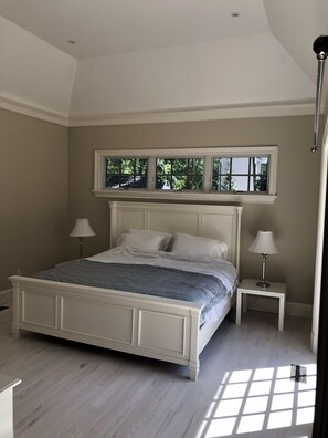4 habitaciones, tabla de planchar con plancha y wifi gratis 