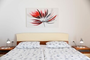 1 bedroom, iron/ironing board, WiFi, bed sheets