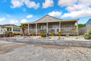 Nhà, 3 phòng ngủ | Ngoại thất