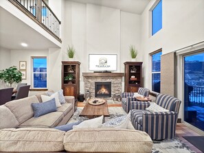 Smart TV, fireplace, ping pong, books