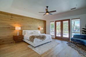 4 bedrooms, iron/ironing board, travel crib, WiFi