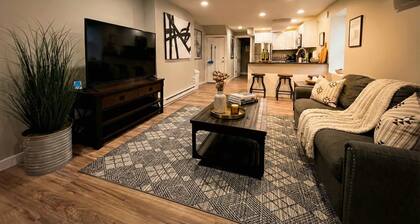 Stylish Cool Springs Apt, King Bed