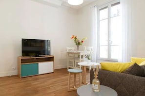 Fernseher