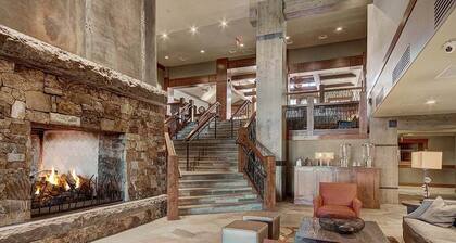 One ski hill place 8424- Ski in ski out!