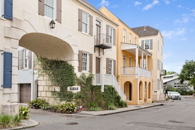 Enjoy Park Circle's Best | Charming Little Mixson