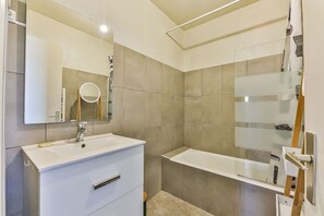 Bathtub, towels - Sion - Vue océan - Parking - Wifi (Saint-Hilaire-de-Riez)