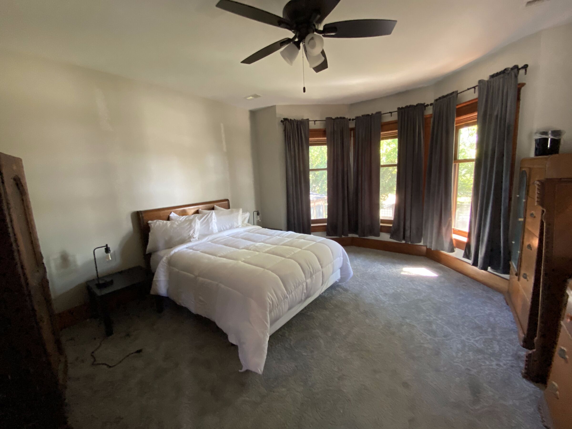 5 makuuhuonetta, Wi-Fi, vuodevaatteet