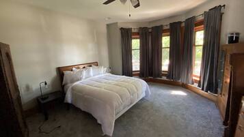 5 makuuhuonetta, Wi-Fi, vuodevaatteet