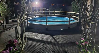 LA LANDAISE EULALIENNE MAISON 12 PERSONNES PROCHE LACS ET FORĂTS