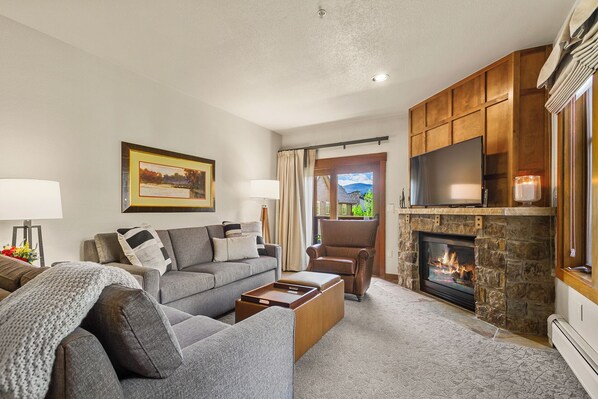 TV, fireplace, DVD player