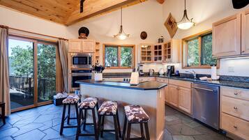 冰箱、烤箱、炉灶、洗碗机