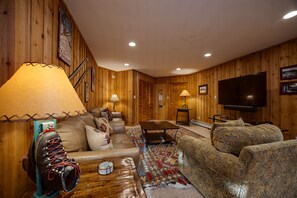 TV, fireplace - 90ST2 | Dog Friendly | Private Hot Tub | Close to Skiing | Winter Shuttle (Steamboat Springs)