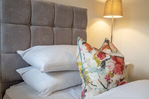 2 Schlafzimmer, Bügeleisen/Bügelbrett, Internetzugang