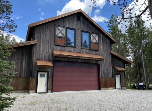 Yellowstone-30 MIN | Near Big Springs | Sleeps 10