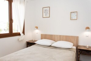 3 Schlafzimmer, Bügeleisen/Bügelbrett, Reisekinderbett, kostenloses WLAN