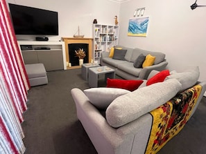Smart TV, DVD player, books, music library