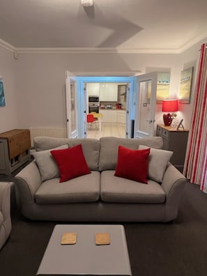 Smart TV, DVD player, books, music library