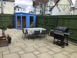 Buiten dineren