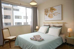 1 slaapkamer, een strijkplank/strijkijzer, gratis wifi
