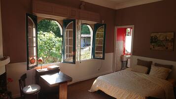 5 chambres, fer et planche Ă repasser, lit parapluie, Wi-Fi gratuit