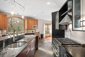 Fridge, microwave, oven, stovetop - Peaceful Retreat 4 acres 8 BR 3.5 baths 4500 sq. ft. Ask about winter specials! (West Olive)