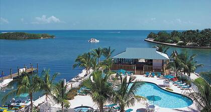 Marathon 2BR Deluxe resort on the water w/ Resort Amenities