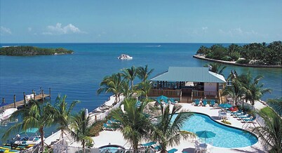 Marathon 2BR Deluxe resort on the water w/ Resort Amenities