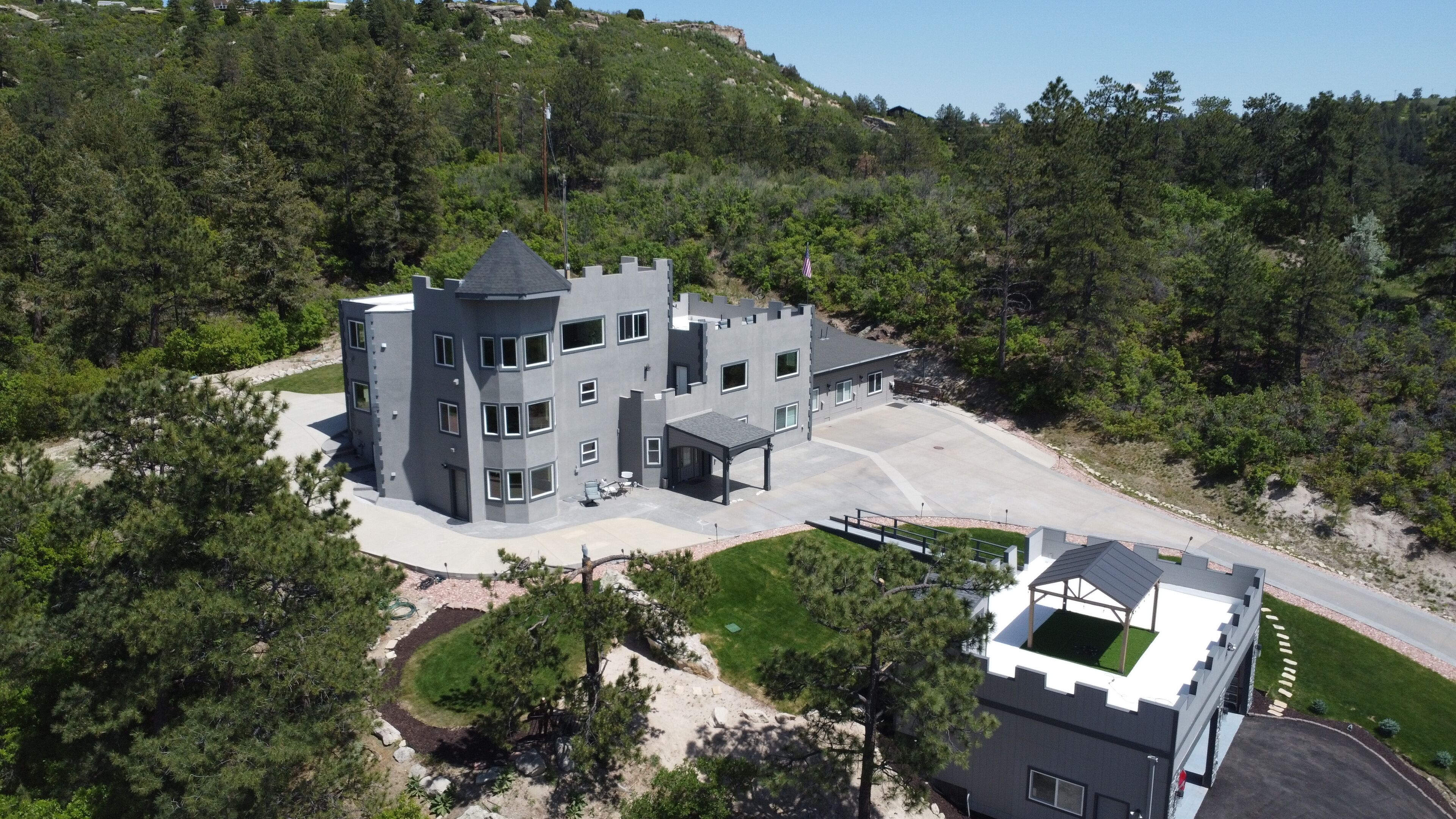 Excalibur - Upscale Castle, Forest,Views,Shop,Golf