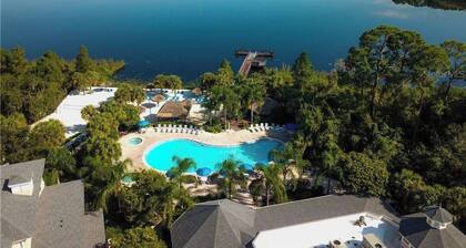 First floor condo - 2Bed/ 2 Bath - sleeps 6 - Just minutes to Disney & much more