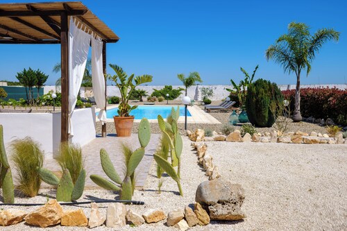 Villa in Salento - private pool-24/7 assistance