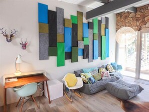 Smart TV, DVD player, books, video library